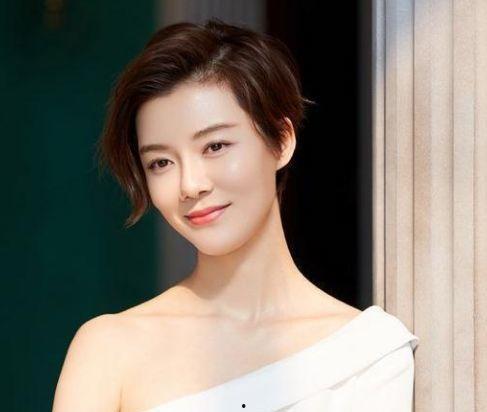 娱乐圈吃瓜女明星都有谁,盘点那些热衷于吃瓜的女明星